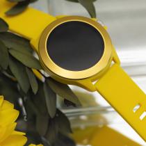 Reloj smartwatch forever colorum cw - 300 color amarillo